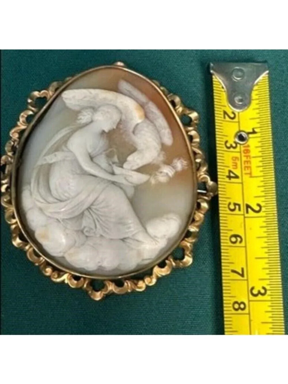 Antique Hand-Carved Cameo Hebe & Eagle In 10K Gold Frame Oval Brooch